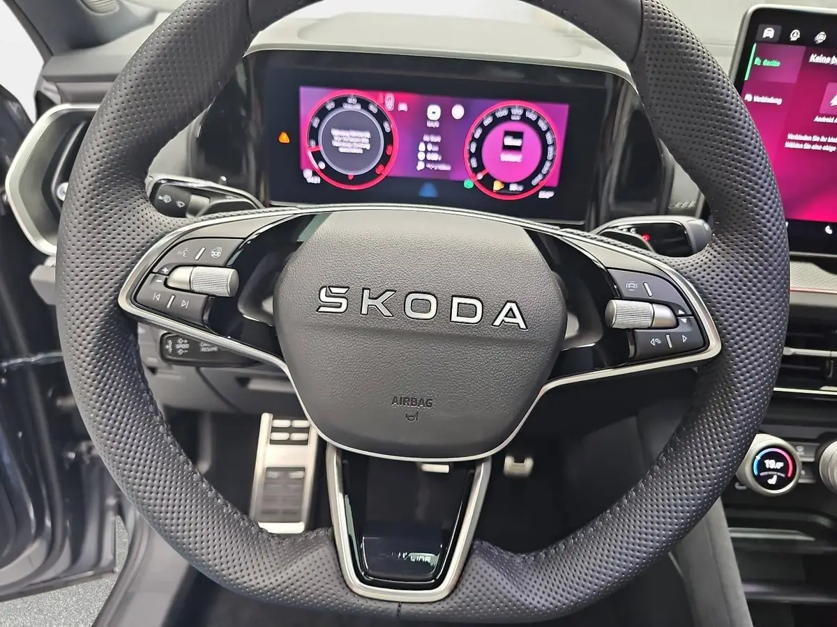 SKODA KODIAQ 2.0 TSI DSG SPORTLINE 4X4 NAVI LED