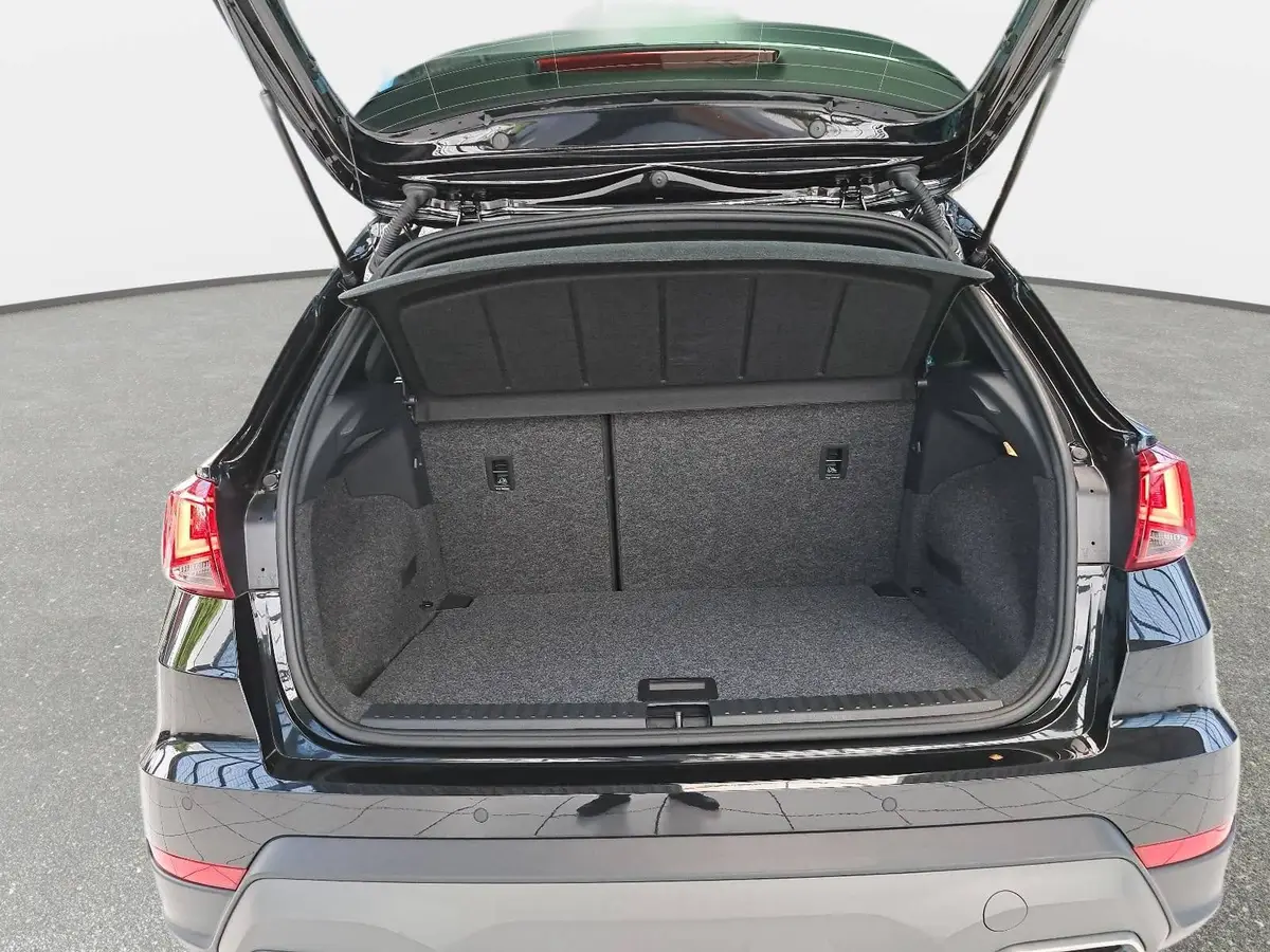 SEAT ARONA 1.0 TSI DSG FR LED ACC WINTER NAVI GJR