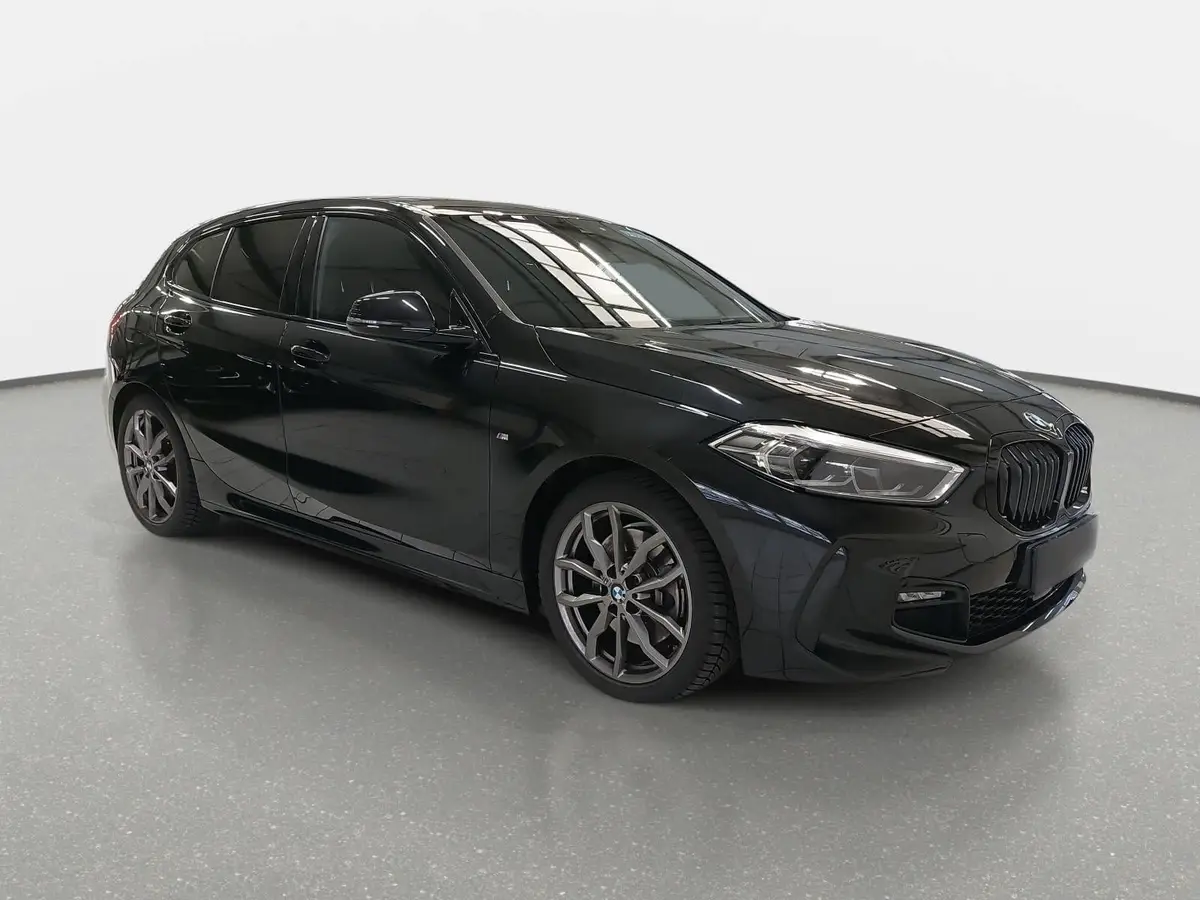 BMW 120 D AUTO. M SPORT NAVI LED PANO WINTER HUD PDC AHK L