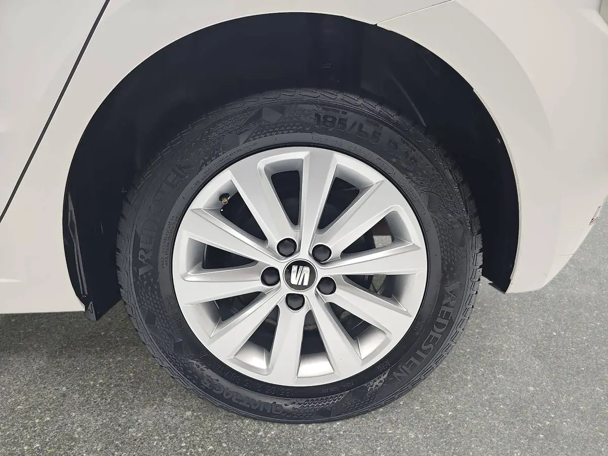 SEAT IBIZA 1.0 TSI STYLE WINTER PDC LM