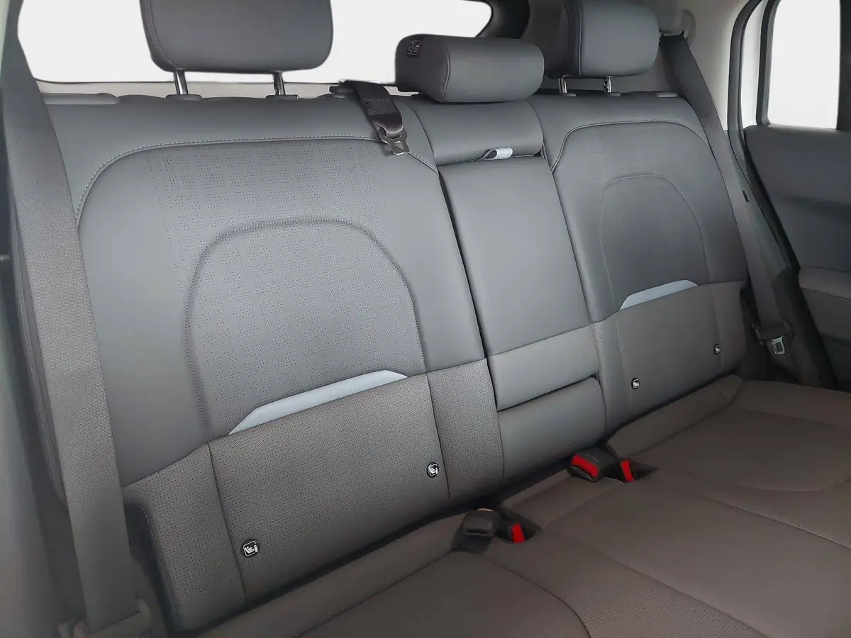 KIA EV3 58.3 KWH EARTH MJ26 WINTER BUSIN. UPGRADE DRIVEWISE-PARK DESIGN SOUND