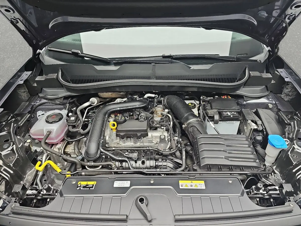 VW T-CROSS 1.0 TSI GOAL NAVI KLIMA LED DAB ACC WINTER LM