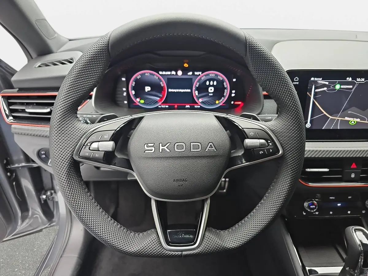 SKODA KAMIQ 1.5 TSI DSG MONTE CARLO NAVI MATRIX-LED PANO WINTE