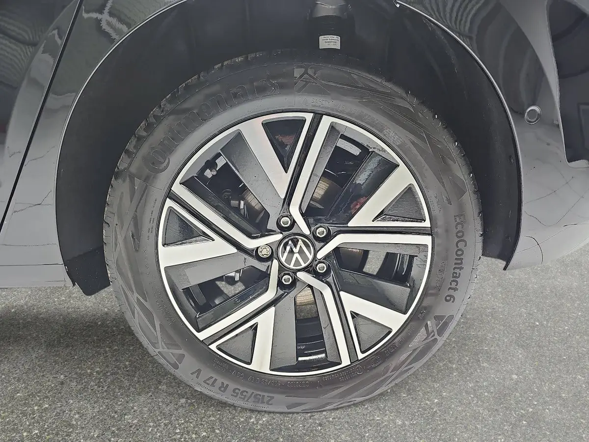 VW TOURAN 1.5 TSI DSG COMFORTLINE NAVI LED ACC 7-S AHK LM