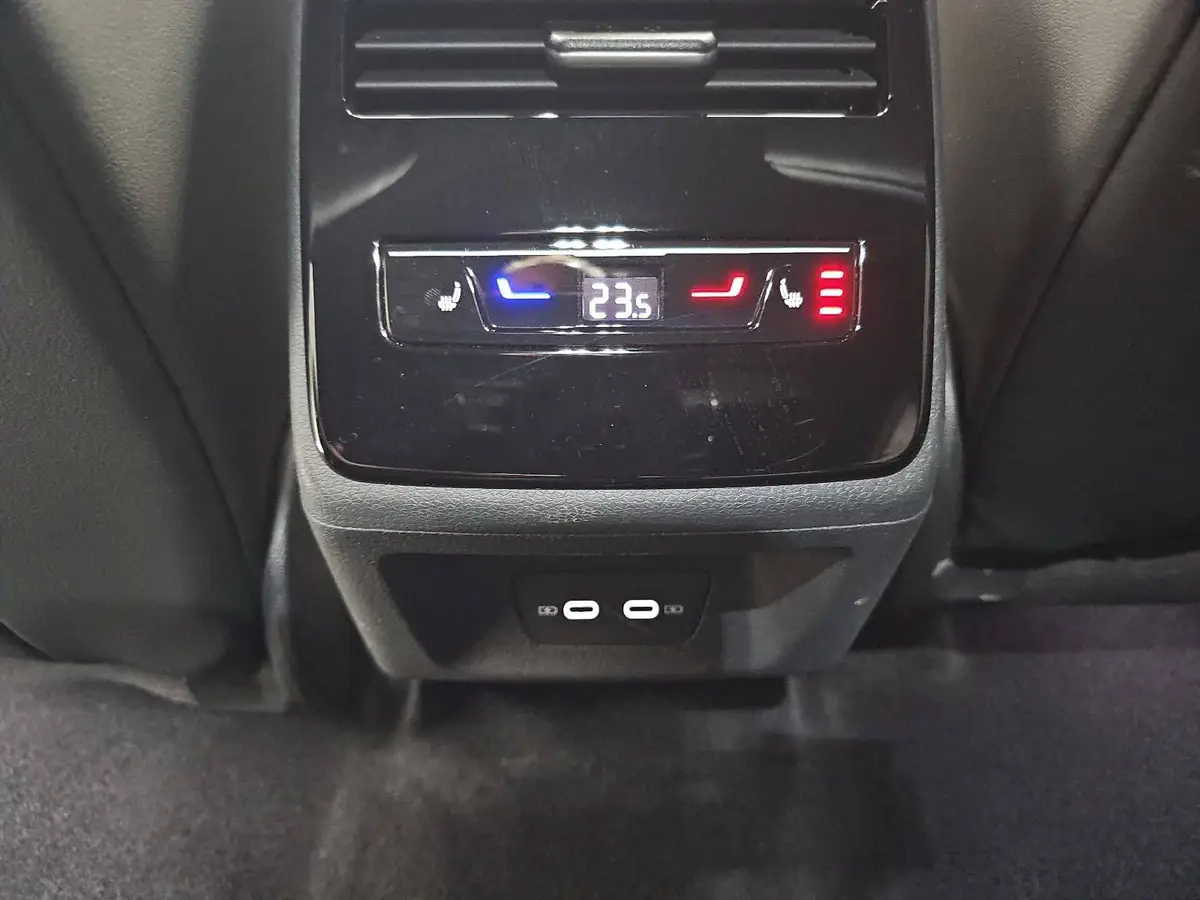 VW ID.7 PRO 77KWH NAVI LED-MATRIX ACC