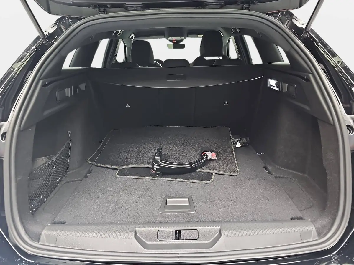PEUGEOT 308 SW 1.2 HYBRID GT KOMFORT PAKET AHK LM