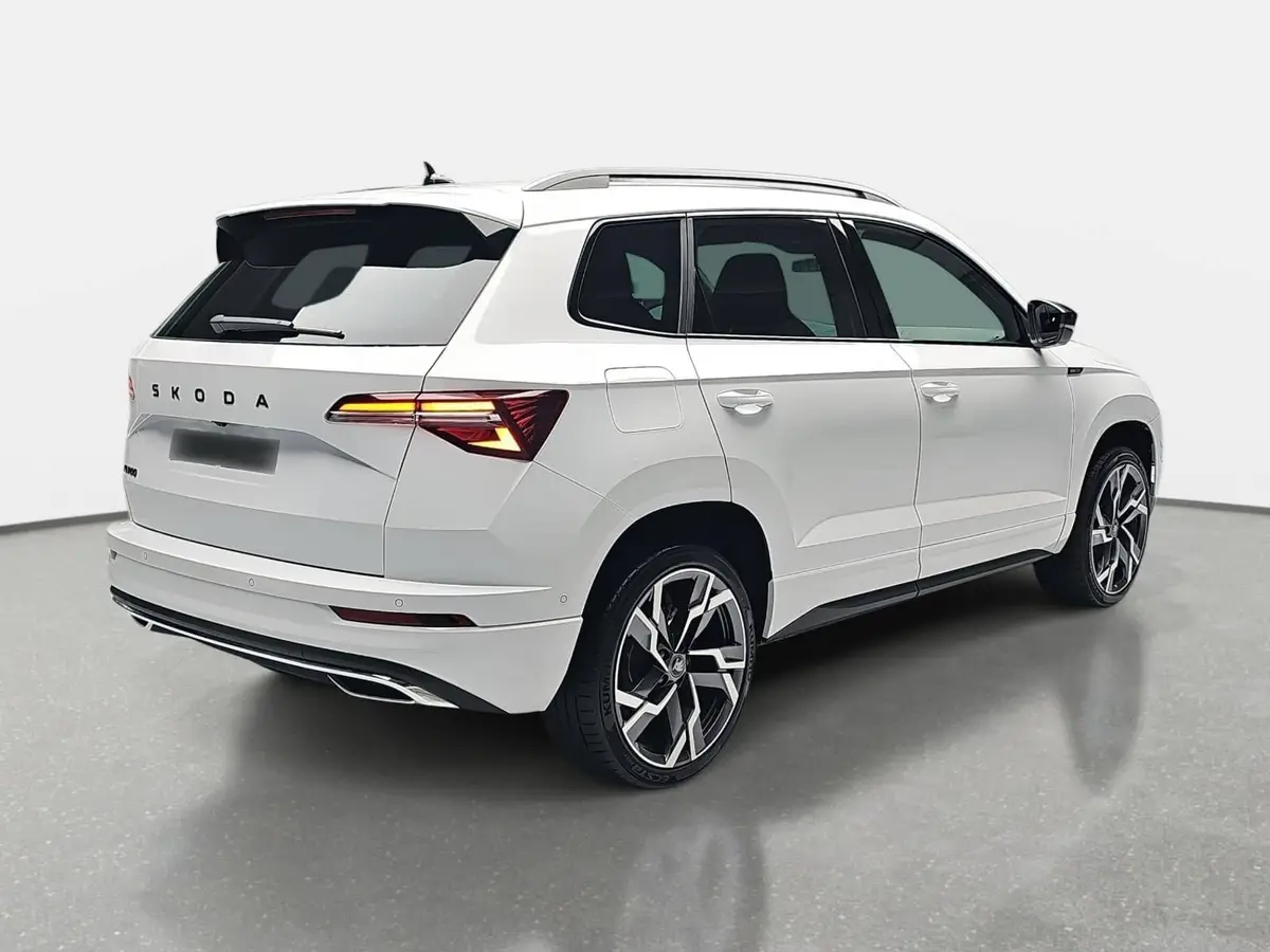 SKODA KAROQ 1.5 TSI DSG SPORTLINE NAVI LED-MATRIX PANO CANTON