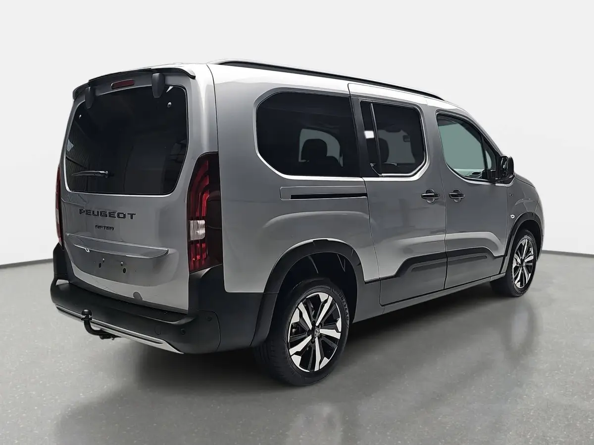 PEUGEOT RIFTER BLUEHDI 130 CV EAT8 GT L2 7-S NAVI LED AHK LM