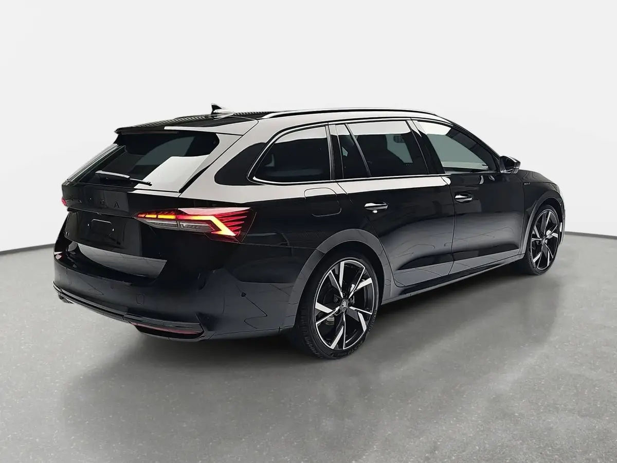 SKODA OCTAVIA 2.0 TSI DSG SPORTLINE 4X4 ACC PANO