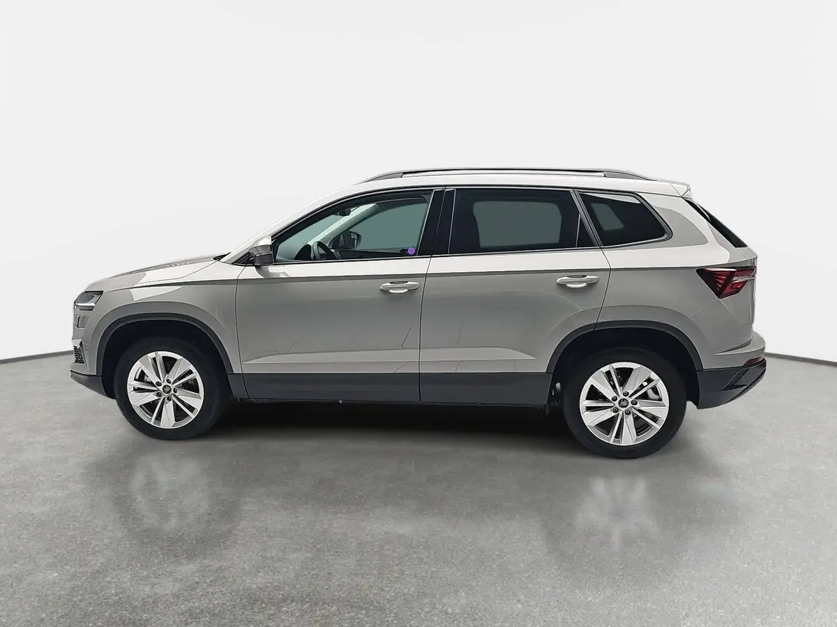 SKODA KAROQ 1.5 TSI DSG FAMILY LED KAMERA LM17