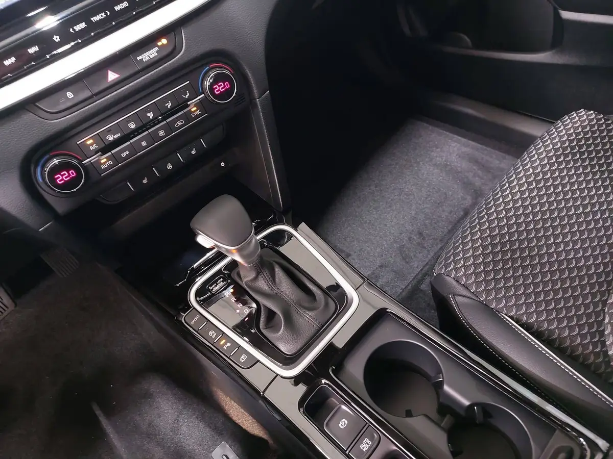 KIA XCEED 1.6 T-GDI 150 DCT SPIRIT MJ26 XCLUSIVE