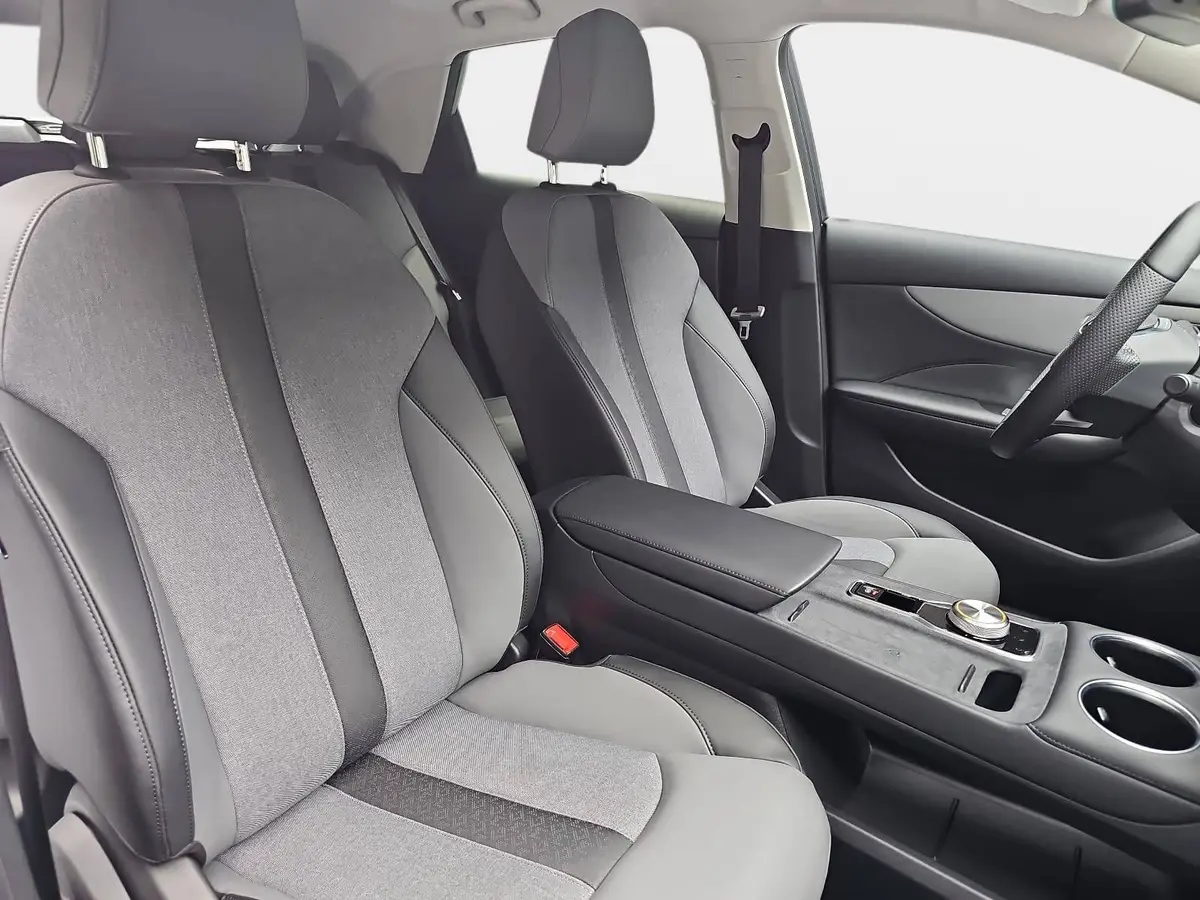 MG MG4 EV 64 KWH MY26 PREMIUM