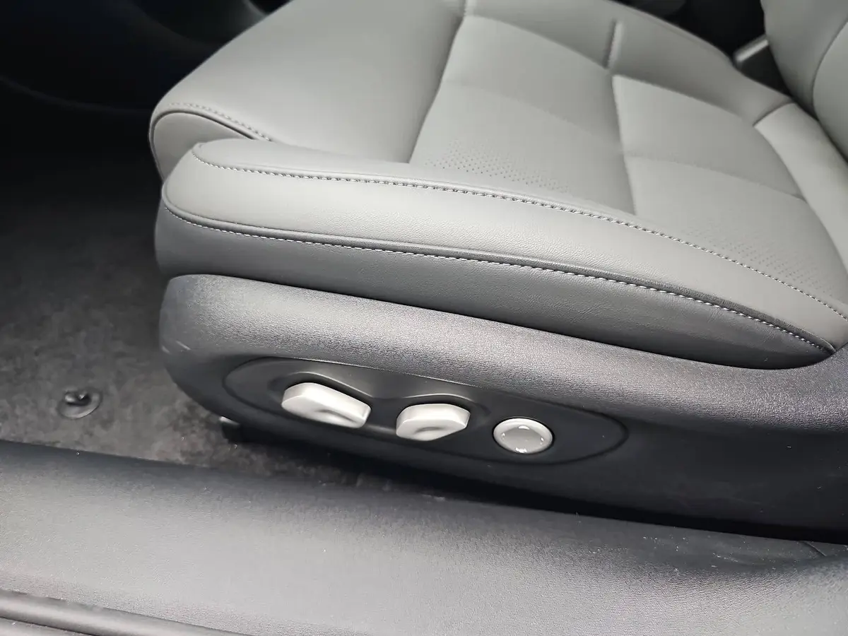 MG ANDERE EV 100 KWH MY26 PREMIUM AWD