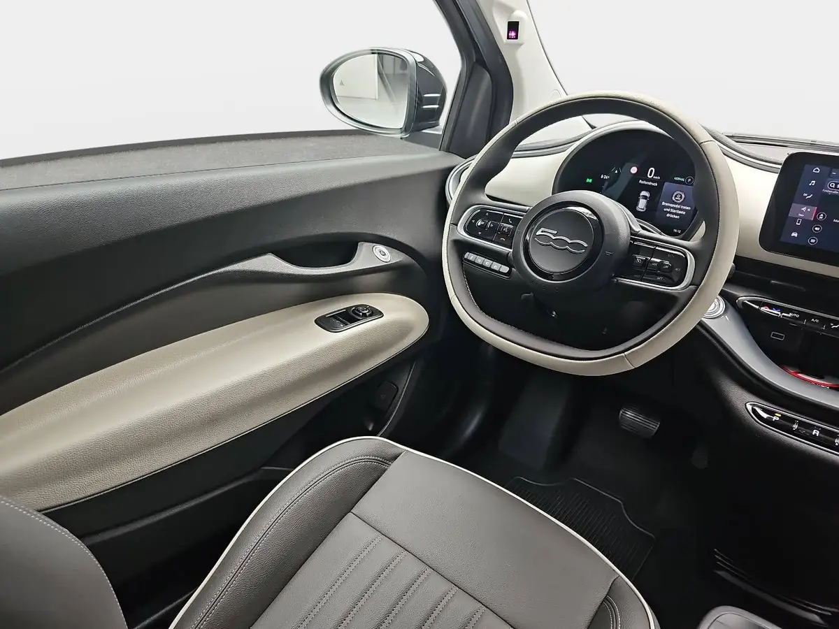 FIAT 500 ELEKTRO 42 KWH LA PRIMA 3+1 MJ26