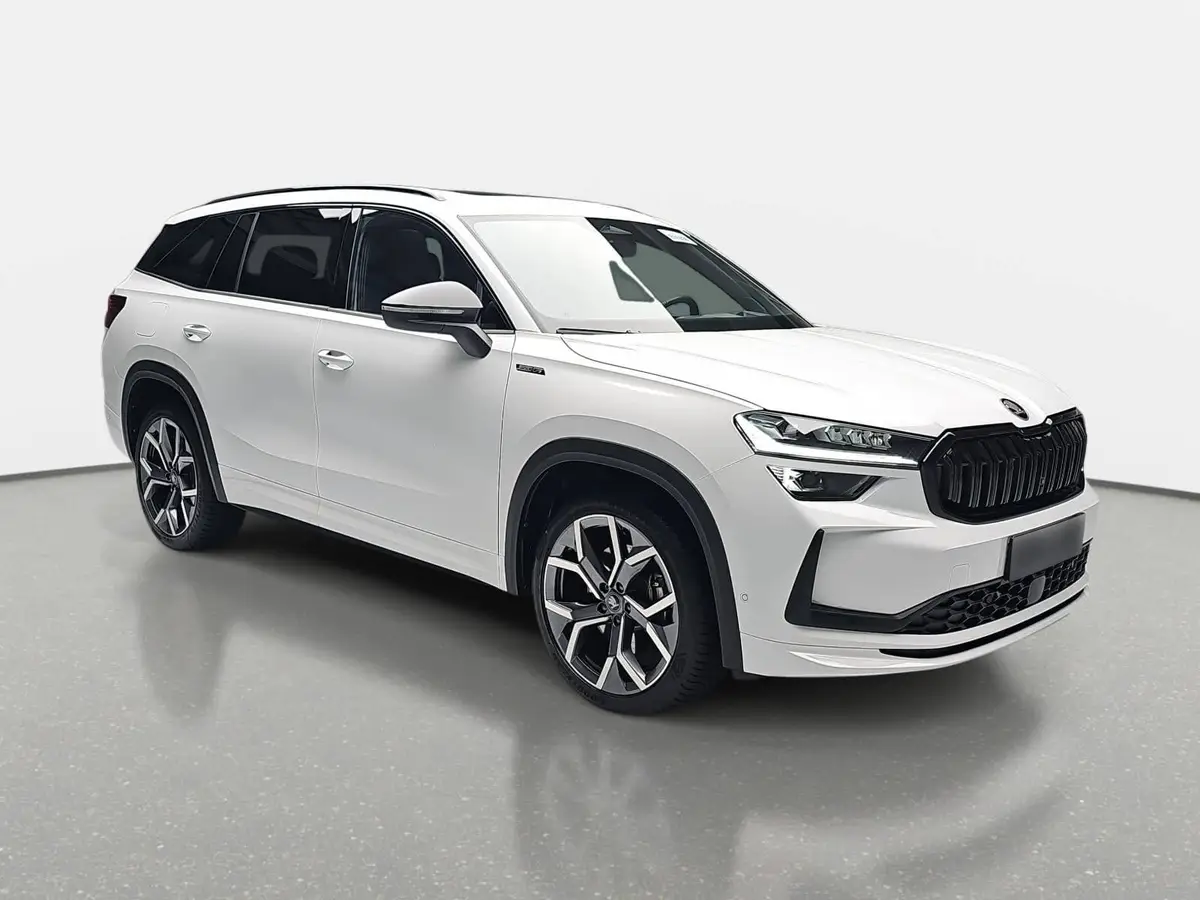 SKODA KODIAQ 1.5 TSI DSG SPORTLINE NAVI LED PANO 7-SITZE KAMERA