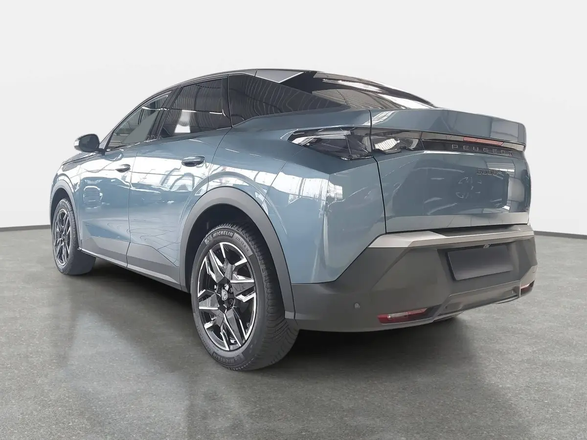 PEUGEOT 3008 1.2 HYBRID 145 E-DSC6 GT NAVI KLIMA LED AHK LM19