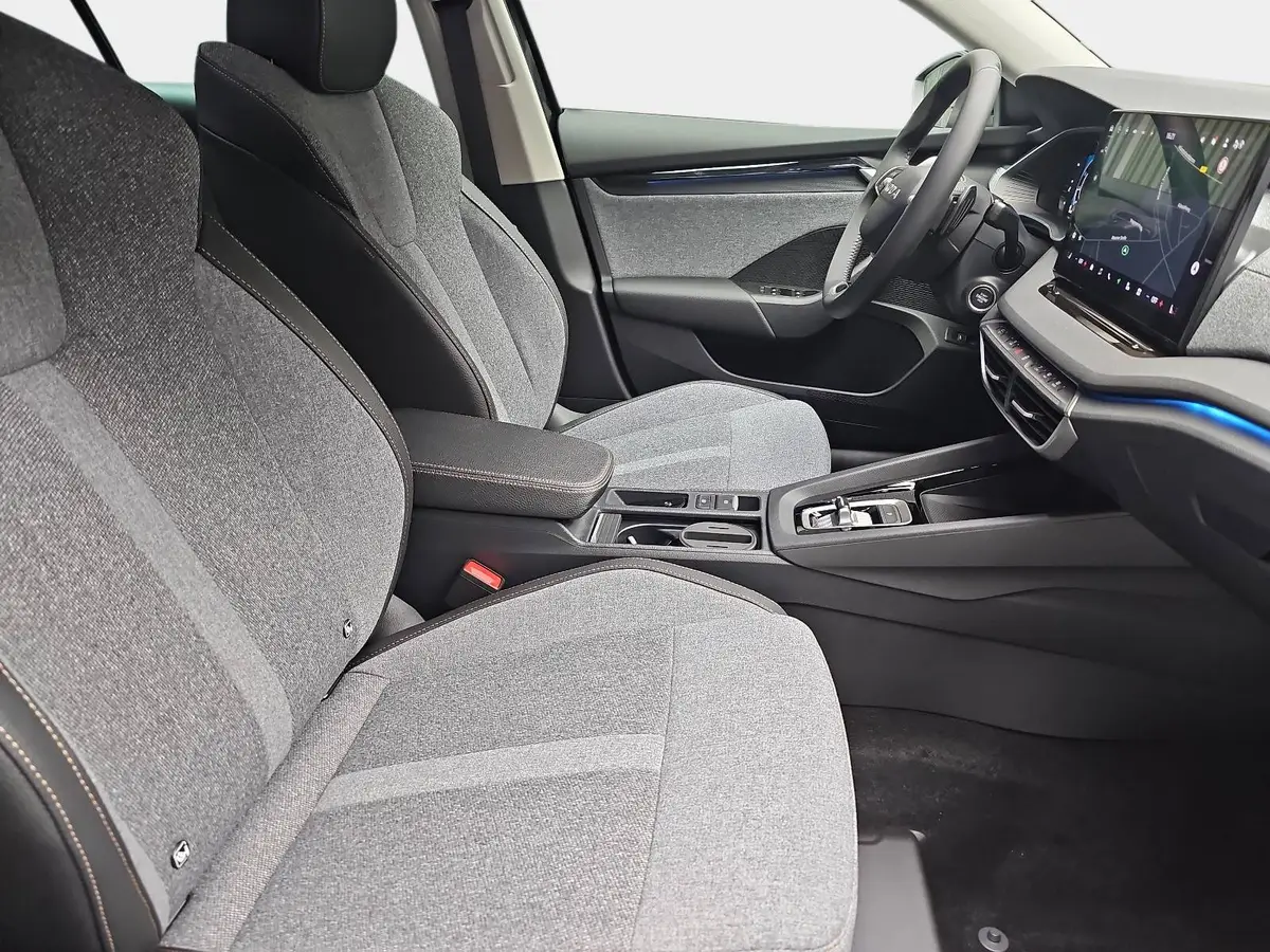 SKODA OCTAVIA COMBI 1.5 TSI ETEC DSG SELECTION NAVI LED ACC WINTER KA