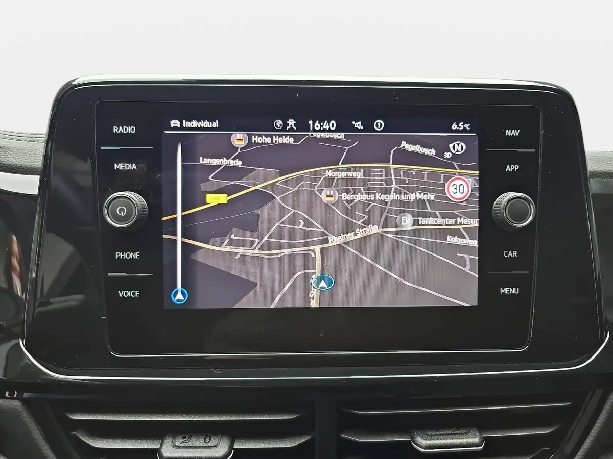 VW T-ROC 1.5 TSI DSG R-LINE NAVI LED BLACK-STYLE SPUR KAMER