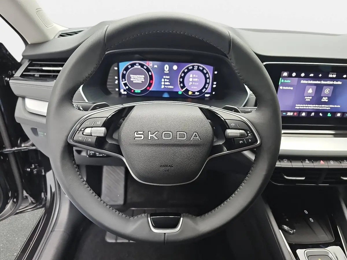 SKODA OCTAVIA COMBI 1.5 TSI DSG 130 JAHRE KLIMAAUTO LED SMARTLINK KAME