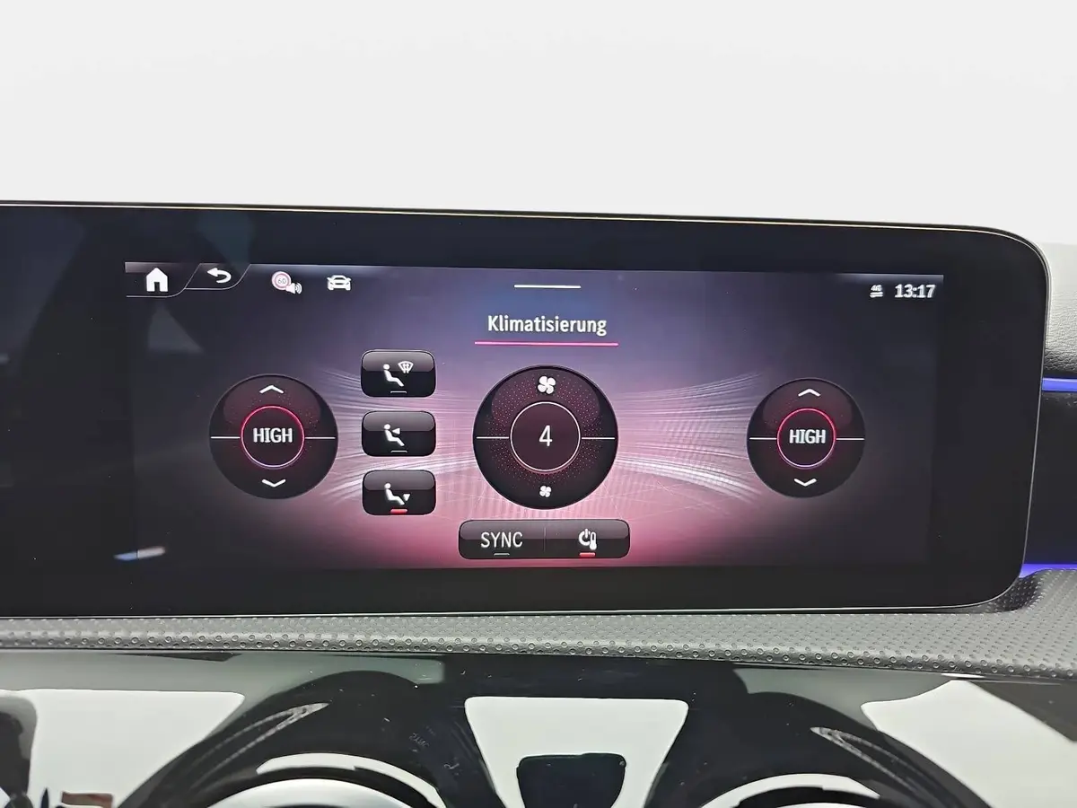 MERCEDES-BENZ A 180 DCT AMG LINE NAVI LED MBUX WINTER KAMERA LM18