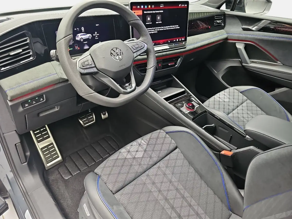 VW TIGUAN 1.5 ETSI DSG R-LINE NAVI LED PANO