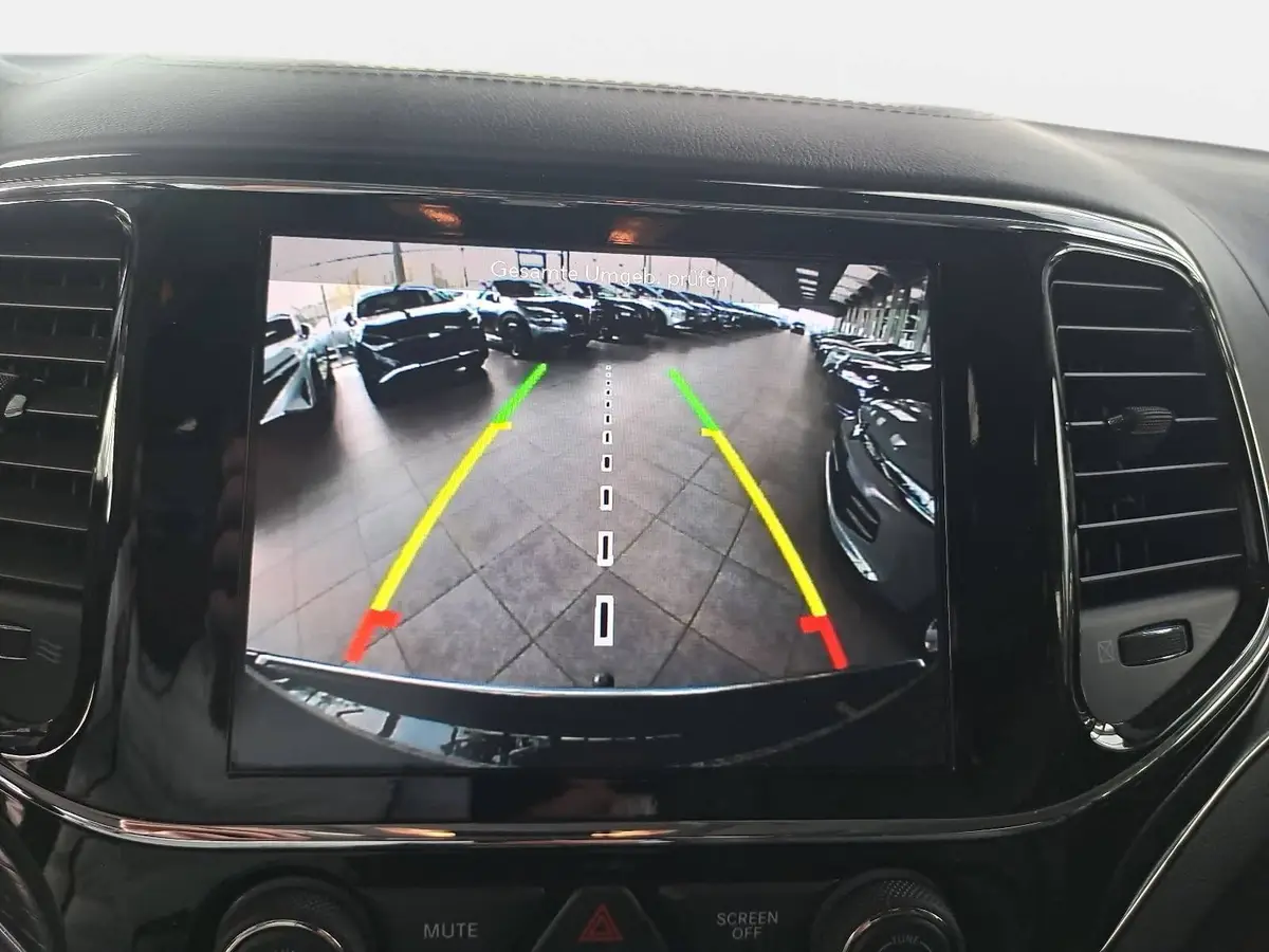 FCA GRAND 3.0 CRD AUTOMATIK SUMMIT WINTER AHK