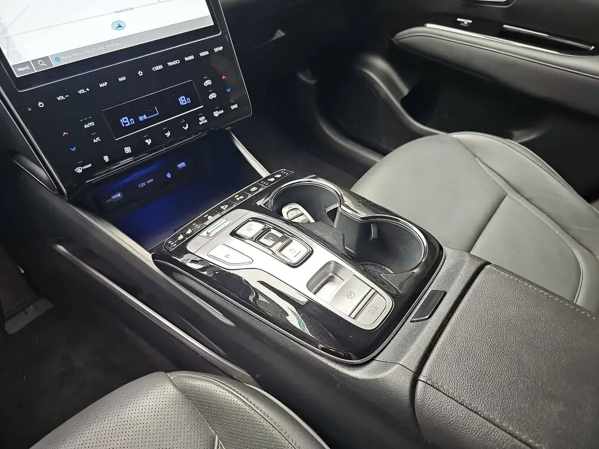 HYUNDAI TUCSON 1.6 T-GDI DCT PRIME 4WD NAVI LED