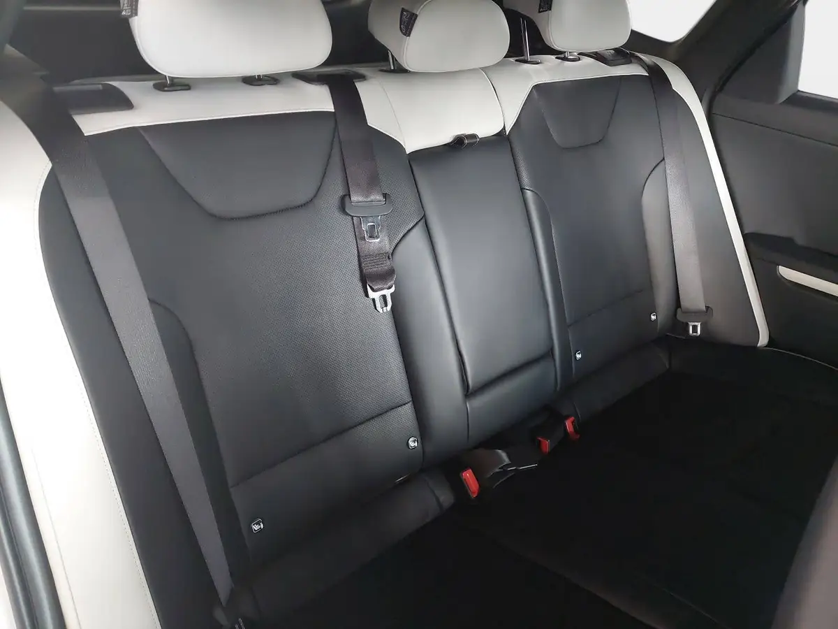 KIA K4 SW 1.6 T-GDI 180 PS DCT7 GT-LINE MJ26 DW-PARK-PRO SITZ SOUND DESIGN