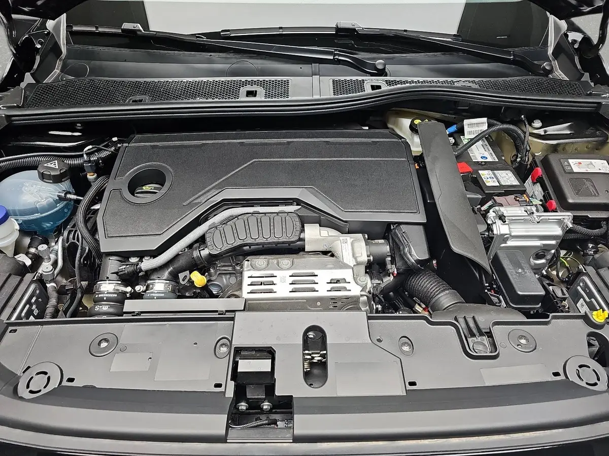 PEUGEOT 208 1.2 HYBRID 110 E-DSC6 GT KLIMA LED MIRROR-SCREEN K