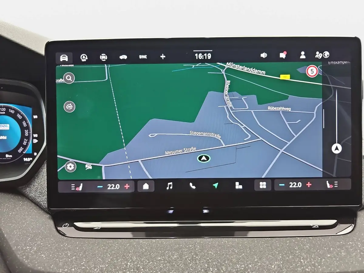 SKODA OCTAVIA COMBI 1.5 TSI ETEC DSG SELECTION NAVI LED ACC WINTER KA