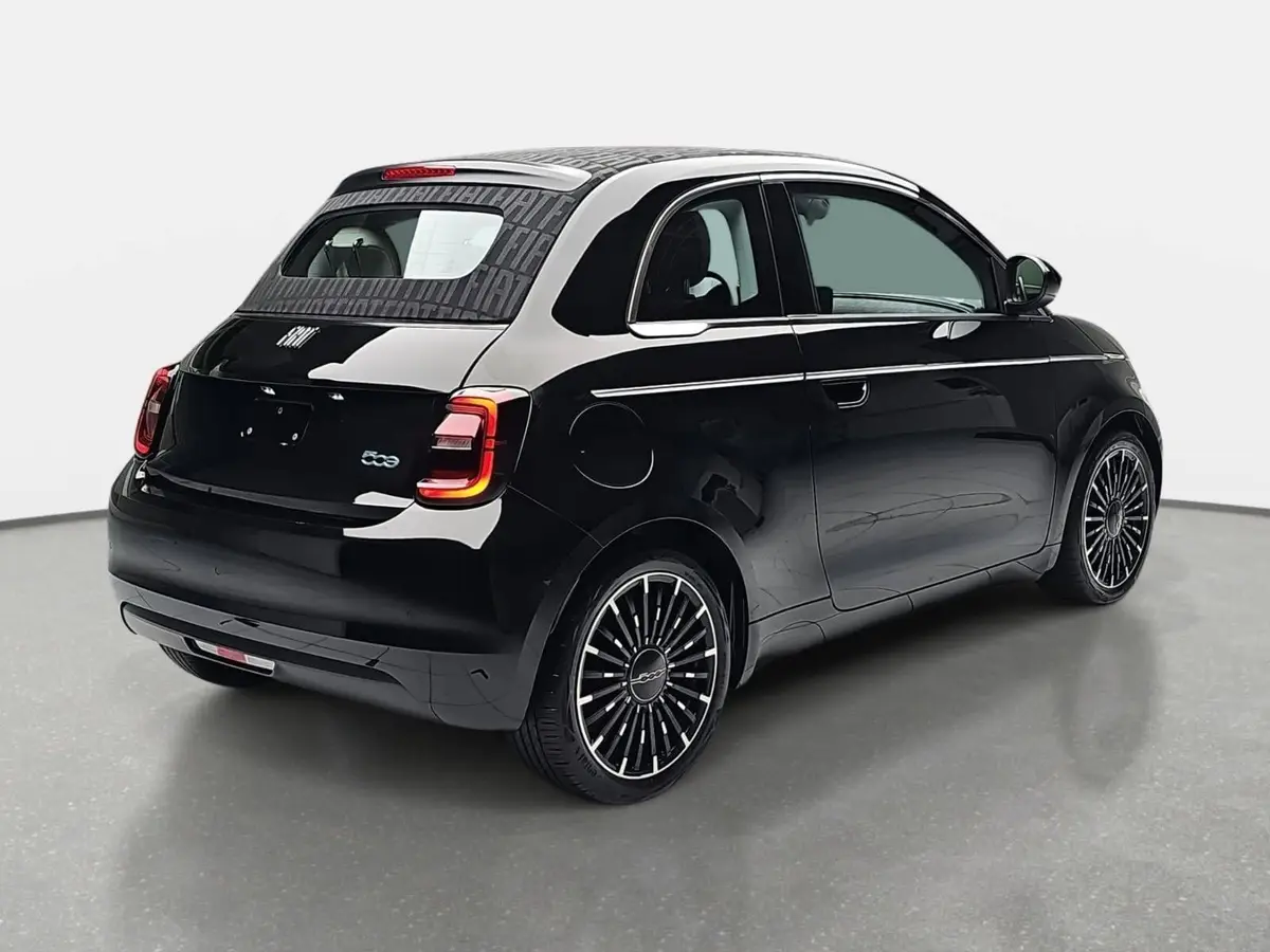 FIAT 500E CABRIO ELEKTRO 42 KWH BY BOCELLI