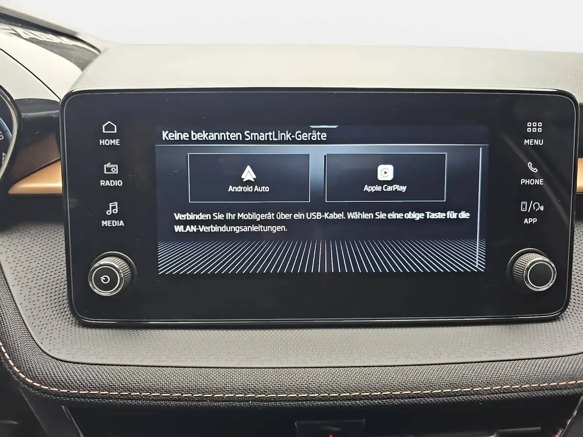 SKODA FABIA 1.0 TSI DSG 130 JAHRE PREMIUM LED KAMERA LM16