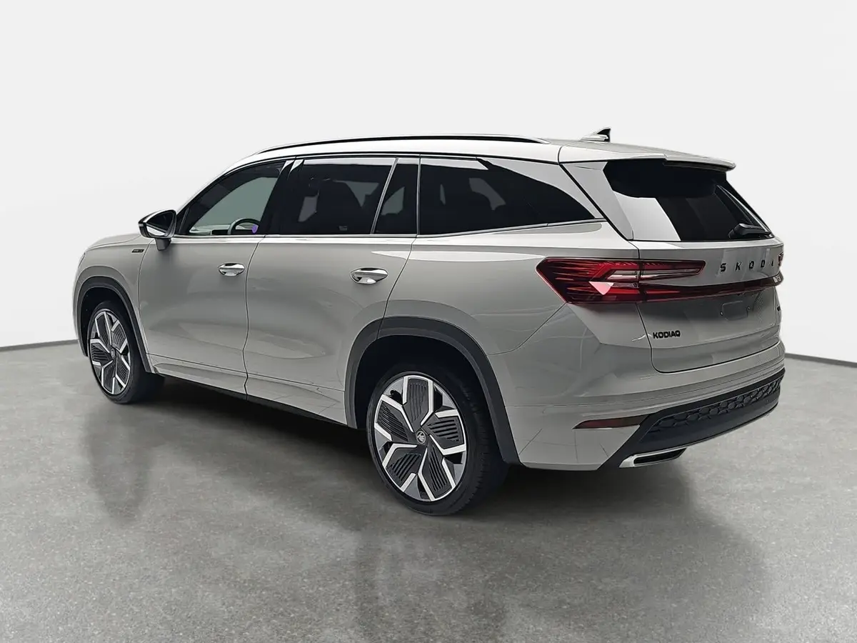SKODA KODIAQ 2.0 TDI DSG SPORTLINE 4X4 PANO AHK