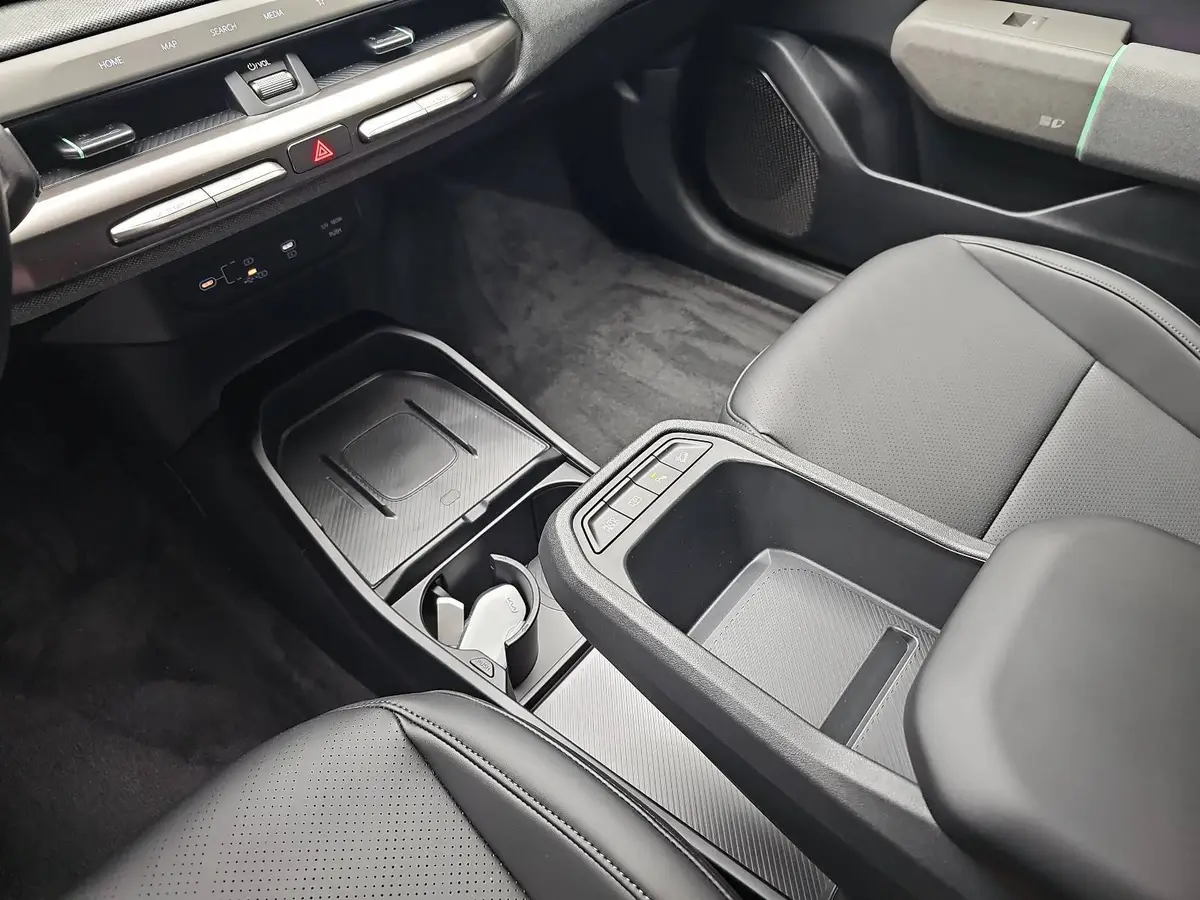 KIA EV4 81.4 KWH EARTH MJ26 UPGRADE TECHNOLOGY WINTER DWP DESIGN SOUND GLASD.