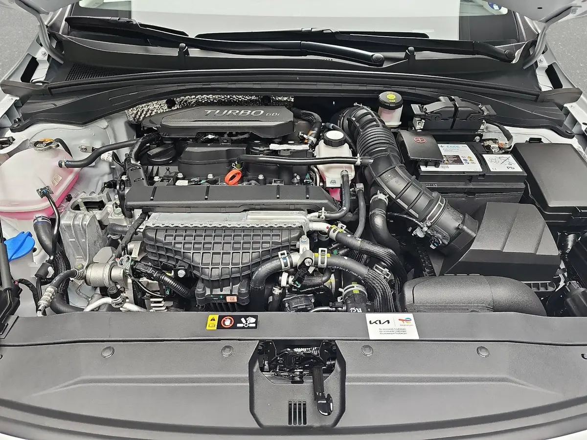 KIA XCEED 1.6 T-GDI 150 DCT SPIRIT MJ26 XCLUSIVE