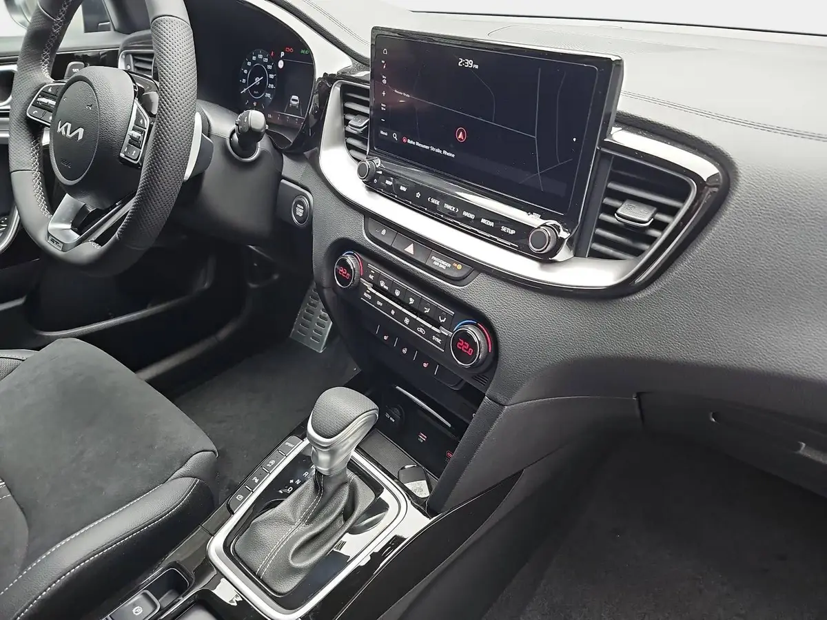 KIA XCEED 1.6 T-GDI 180 DCT GT-LINE MJ26 LEDER