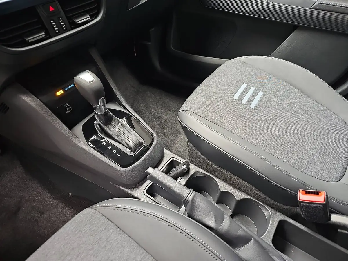 FORD TOURNEO COURIER 1.0 EB AUT. ACTIVE+NAVI+ACC+WINTER+SPUR+KAMERA+LM