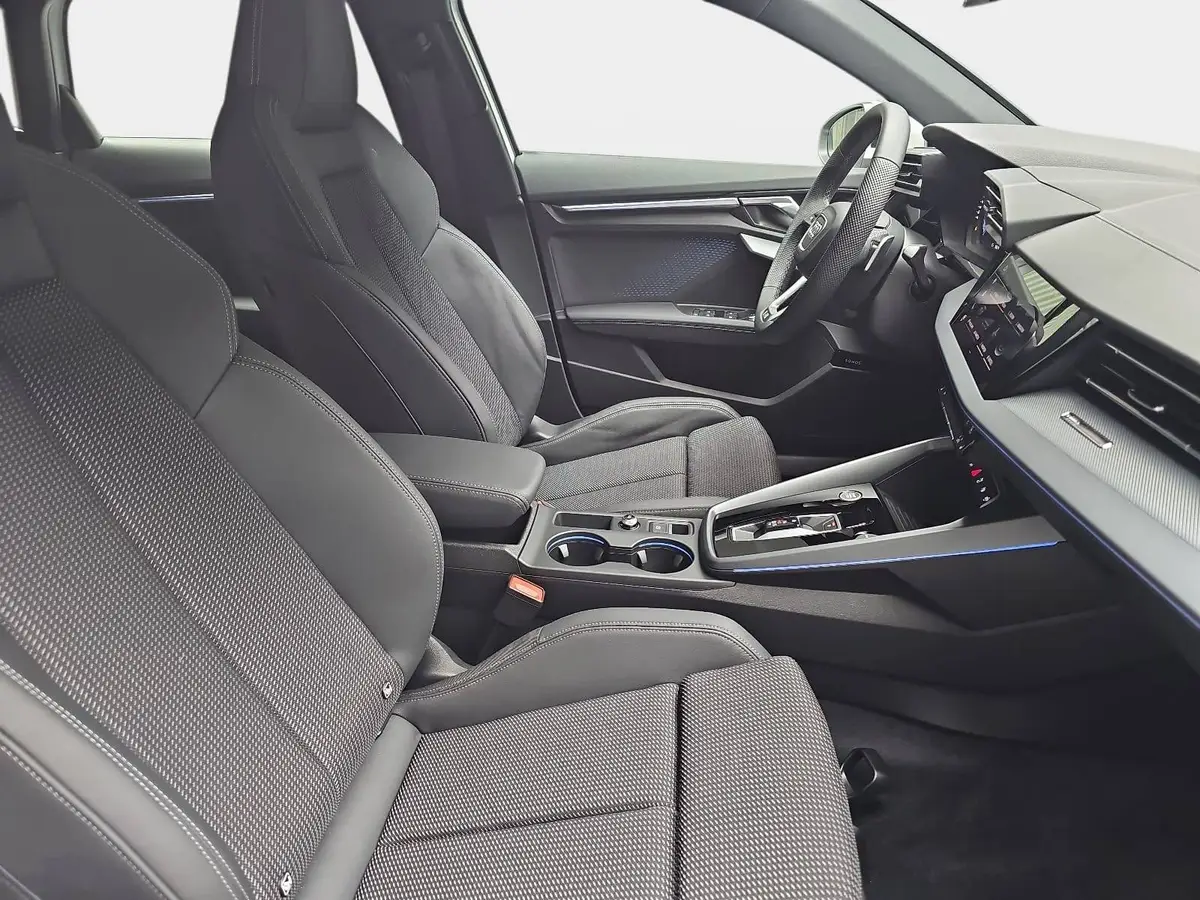 AUDI A3 35 TFSI DSG SPORTBACK S LINE NAVI LED KAMERA LM18