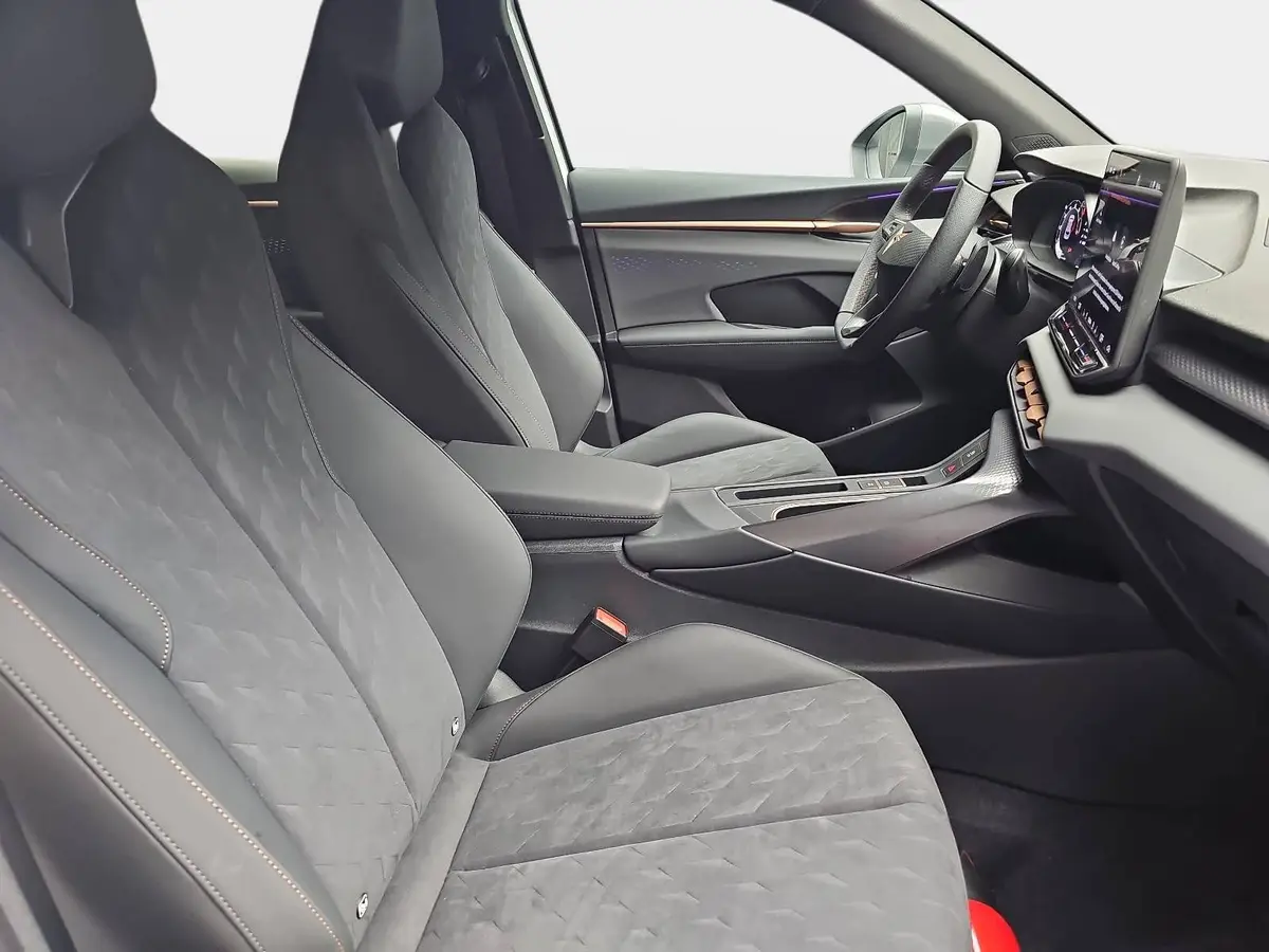 CUPRA TERRAMAR 1.5 ETSI DSG MATRIX NAVI ACC AHK