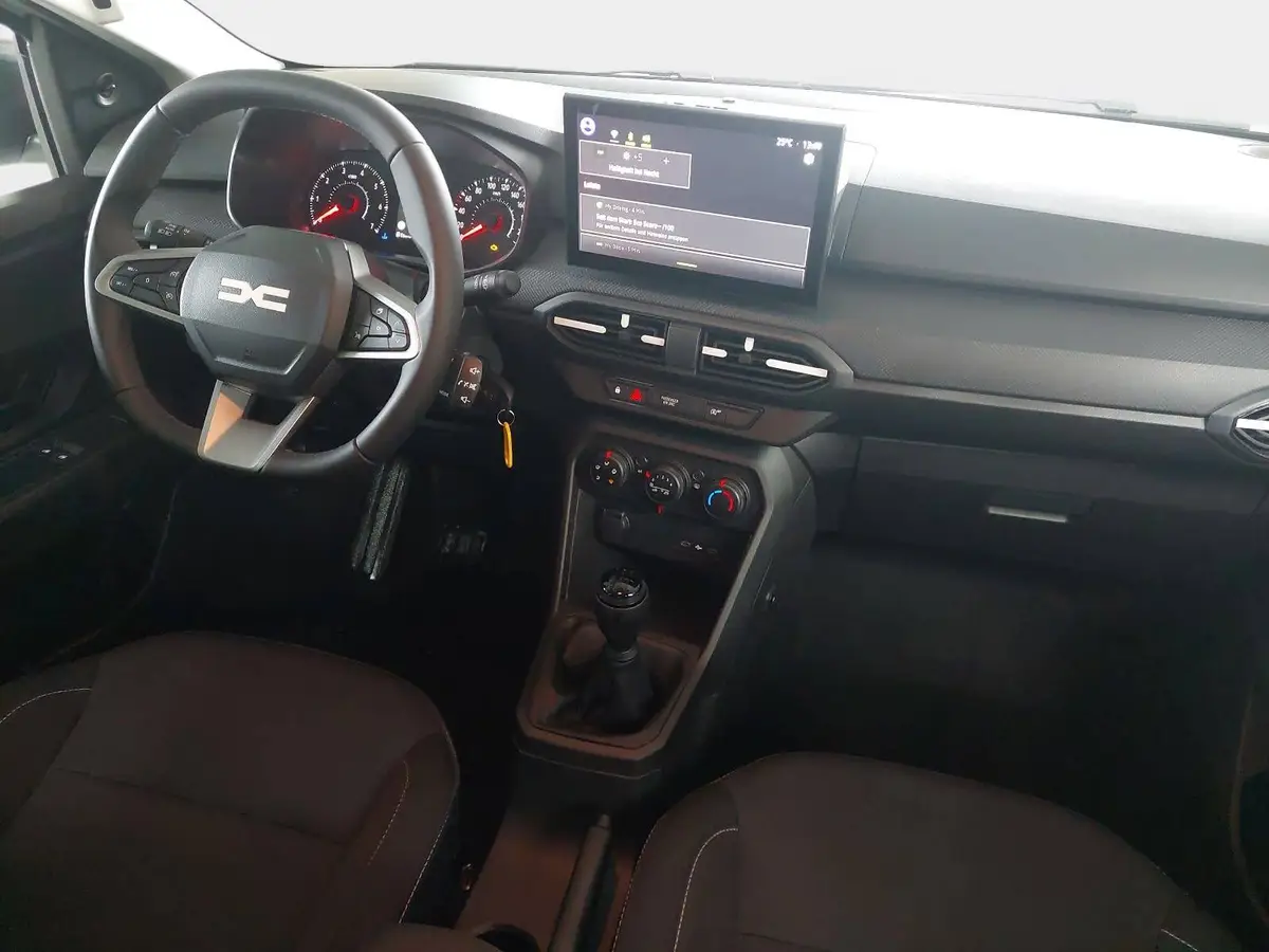 DACIA SANDERO 1.0 SCE 65 EU6E ESSENTIAL LED GRA ALLWETTER