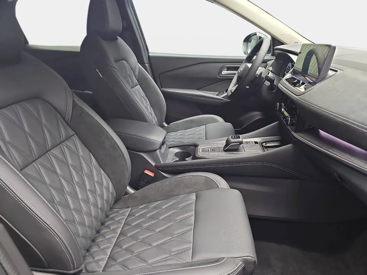 NISSAN QASHQAI 1.3 DIG-T MHEV AUTO. TEKNA PREMIUM PAKET 2-FARBEN