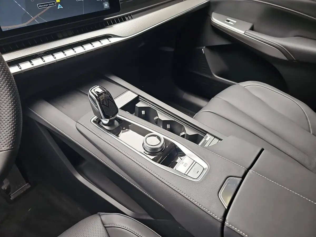 MG S9 PLUG-IN-HYBRID MY26 PREMIUM