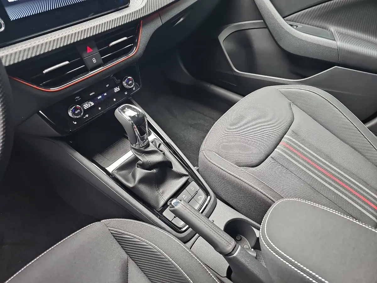 SKODA KAMIQ 1.5 TSI DSG MONTE CARLO MATRIX KAMERA AHK