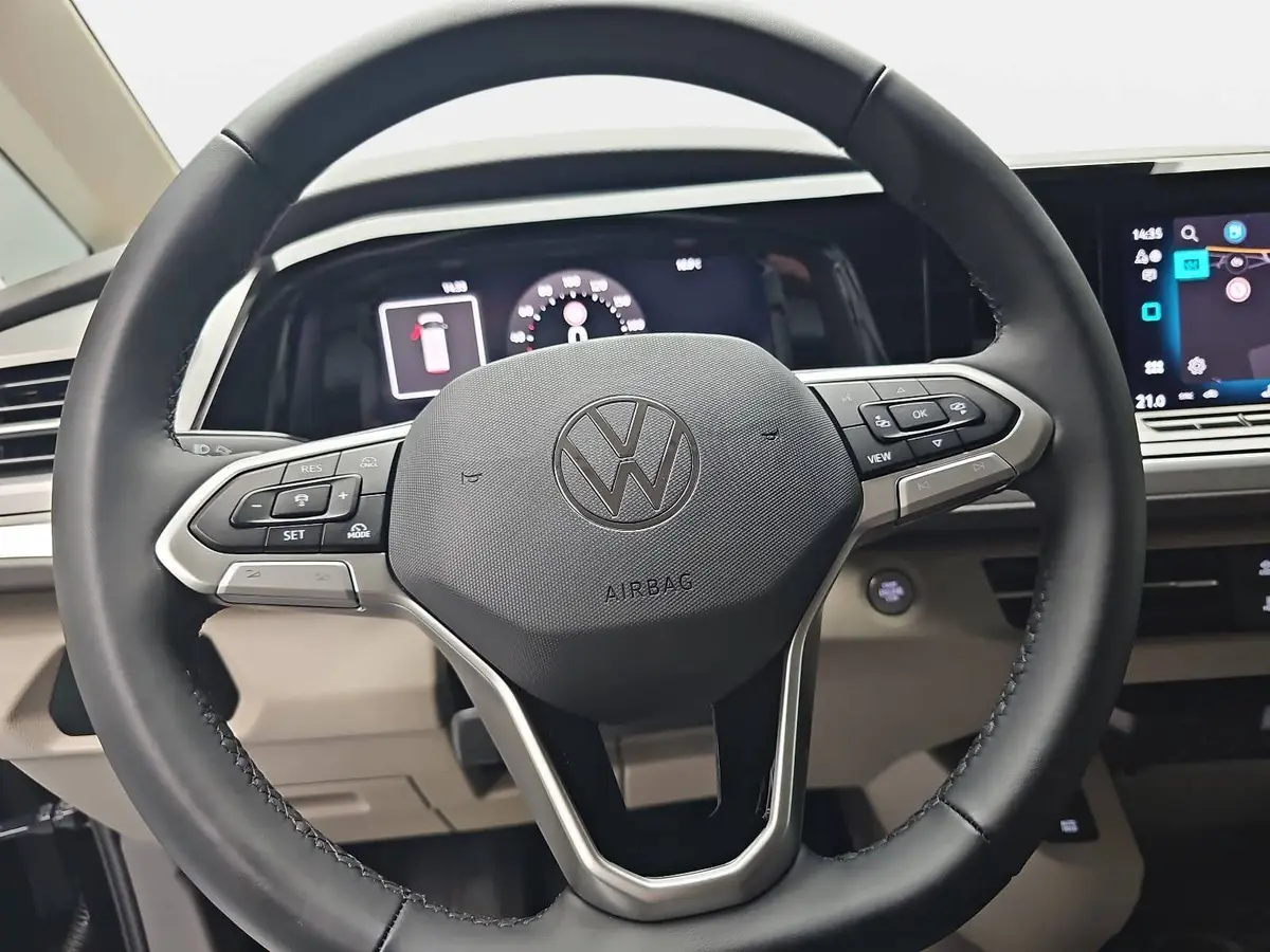 VW T7 MULTIVAN 2.0 TDI DSG LIFE LANG ACC AHK