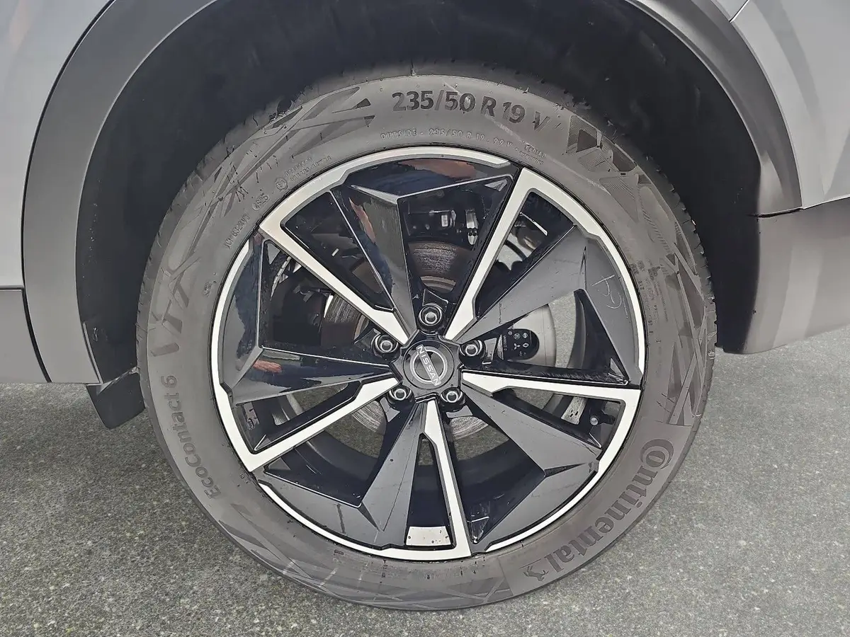 NISSAN QASHQAI 1.3 DIG-T X-TRONIC TEKNA NAVI LED