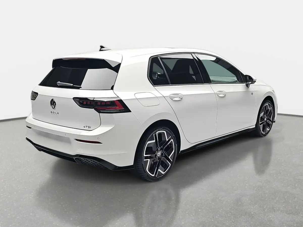 VW GOLF 1.5 ETSI DSG VIII R-LINE NAVI MATRIX-LED