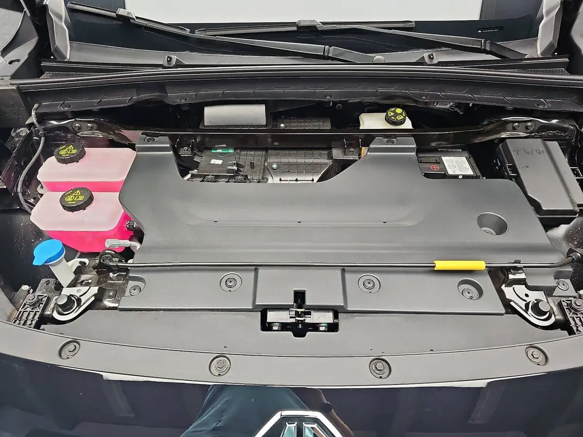 MG S5 EV 64 KWH MY25 LUXURY