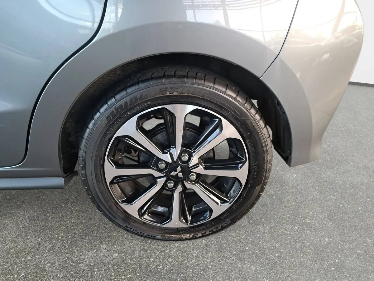 MITSUBISHI SPACE STAR 1.2 INTRO EDITION NAVI LM SITZHEIZUNG