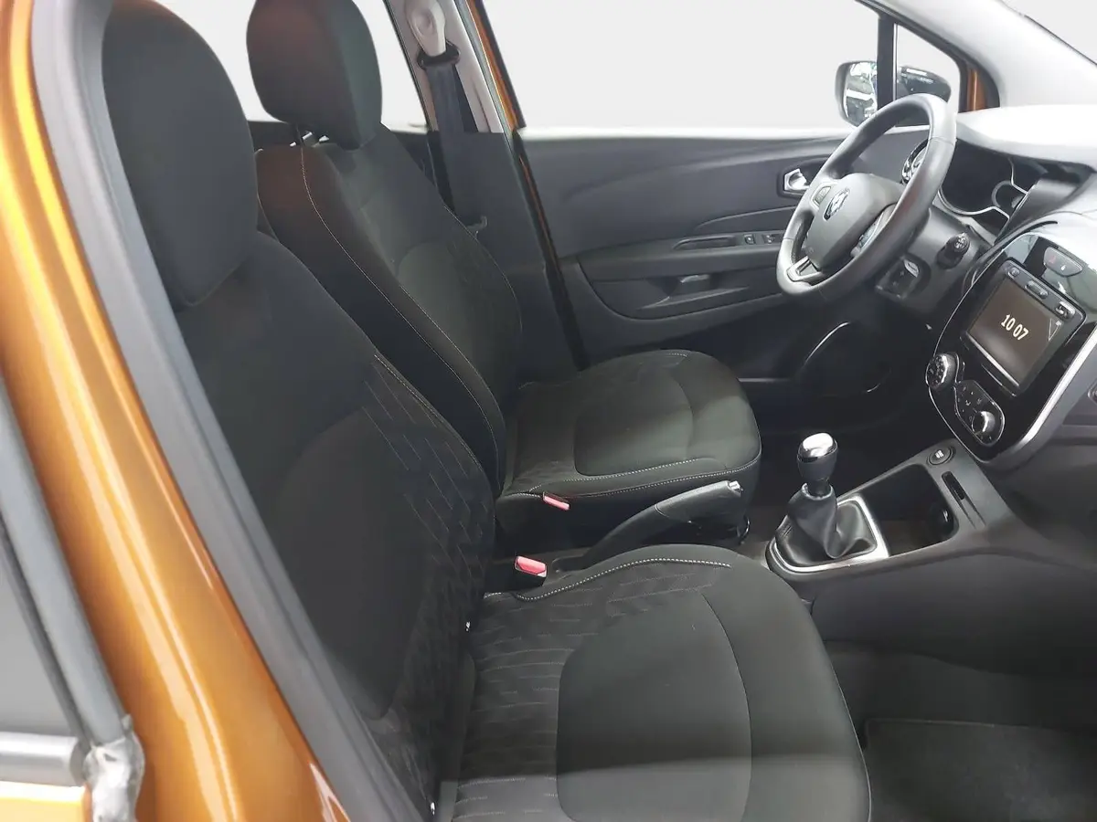 RENAULT CAPTUR 0.9 TCE LIMITED KLIMAAUTO AUDIO GRA WINTER SICHT P