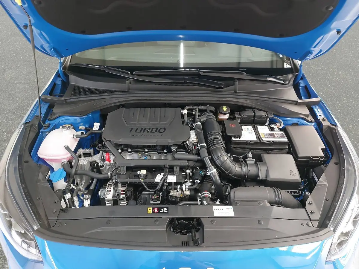 KIA CEED 1.5 T-GDI DCT7 GT LINE TECHNOLOGIE LEDER PERFORMANCE